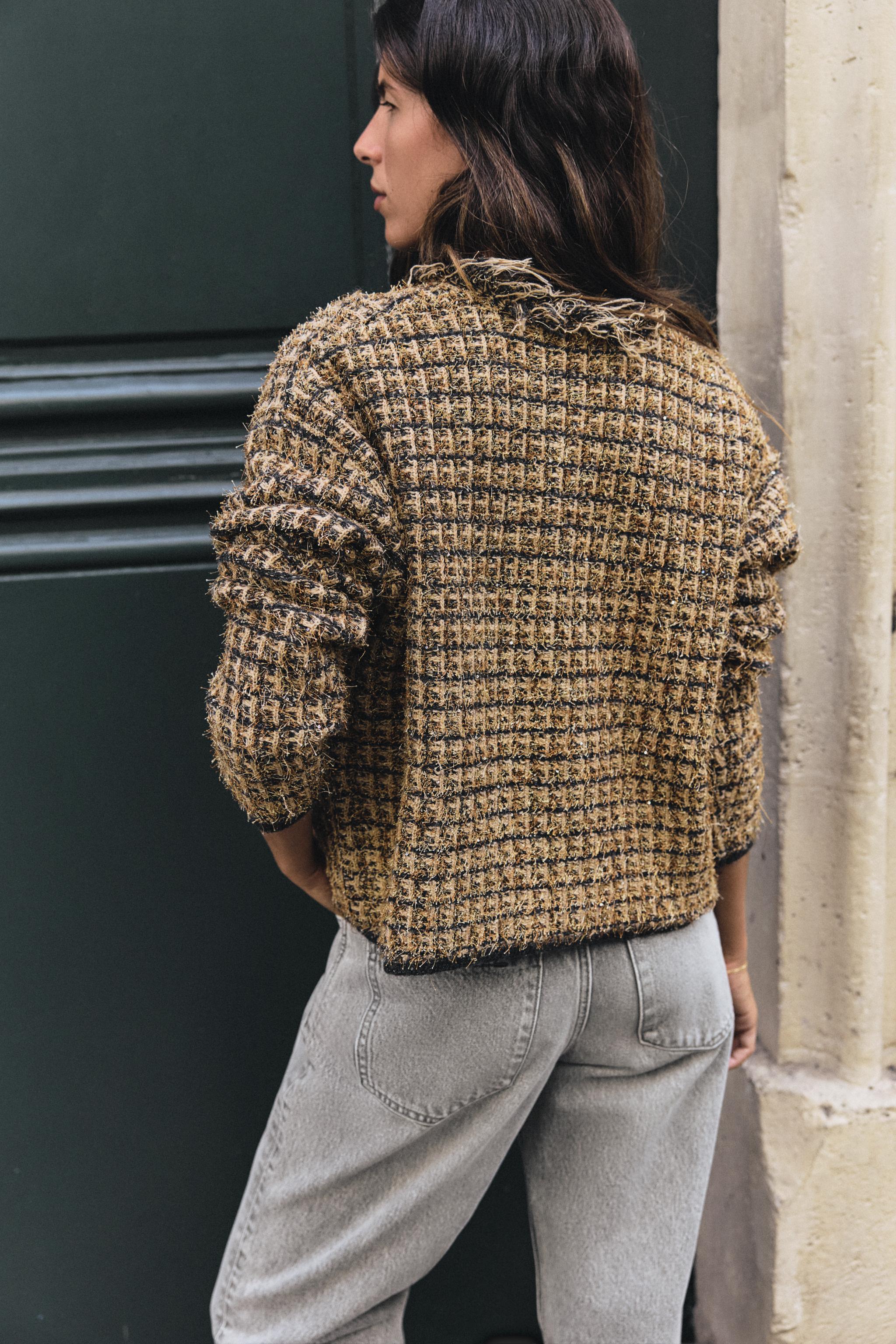 GILET EN MAILLE EFFRANGÉE À FIL MÉTALLISÉ